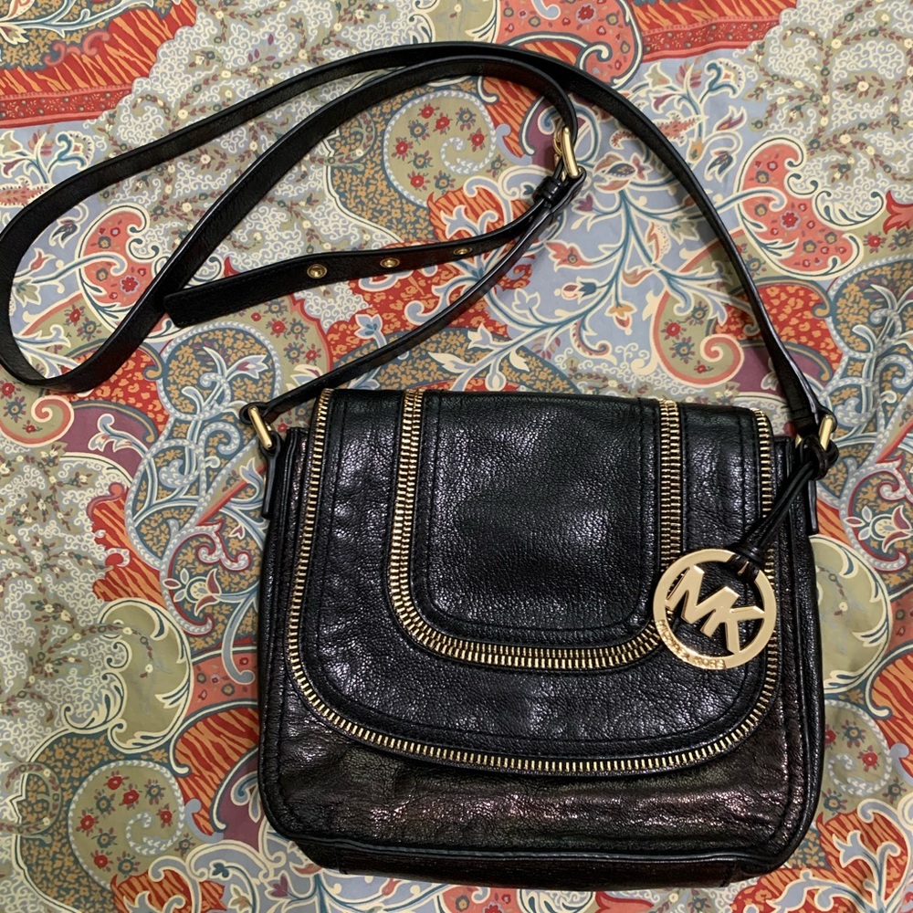 GUC Michael Kors crossbody